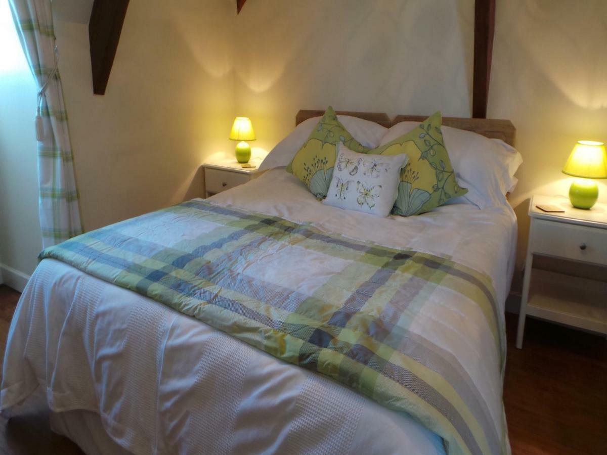 Le Montaigne Bed and Breakfast Saint-Alvère Εξωτερικό φωτογραφία