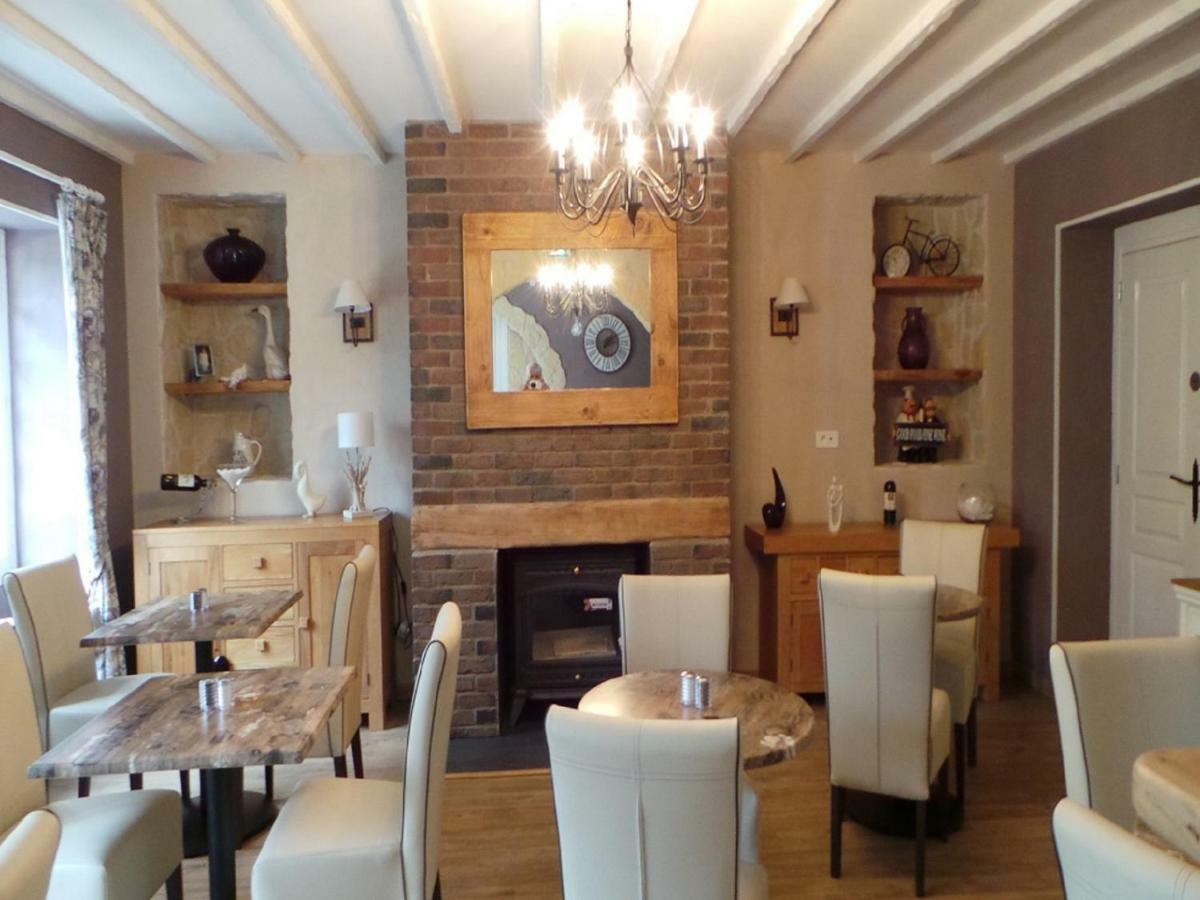 Le Montaigne Bed and Breakfast Saint-Alvère Εξωτερικό φωτογραφία